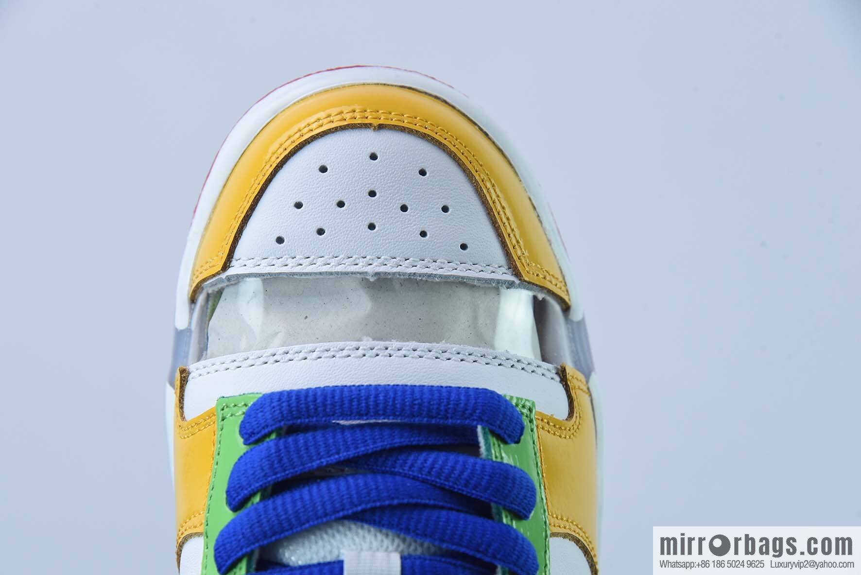 eBay x SB Dunk red, white, yellow and green cut-off color cut-out patchwork low-top casual board shoes, item number: FD8777-100