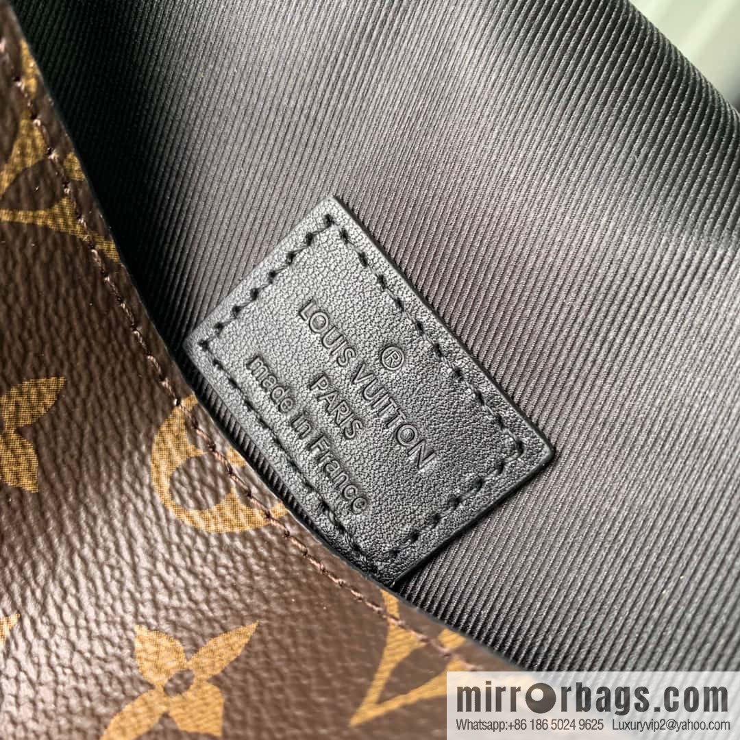 M82534 new STEAMER mini handbag of the season