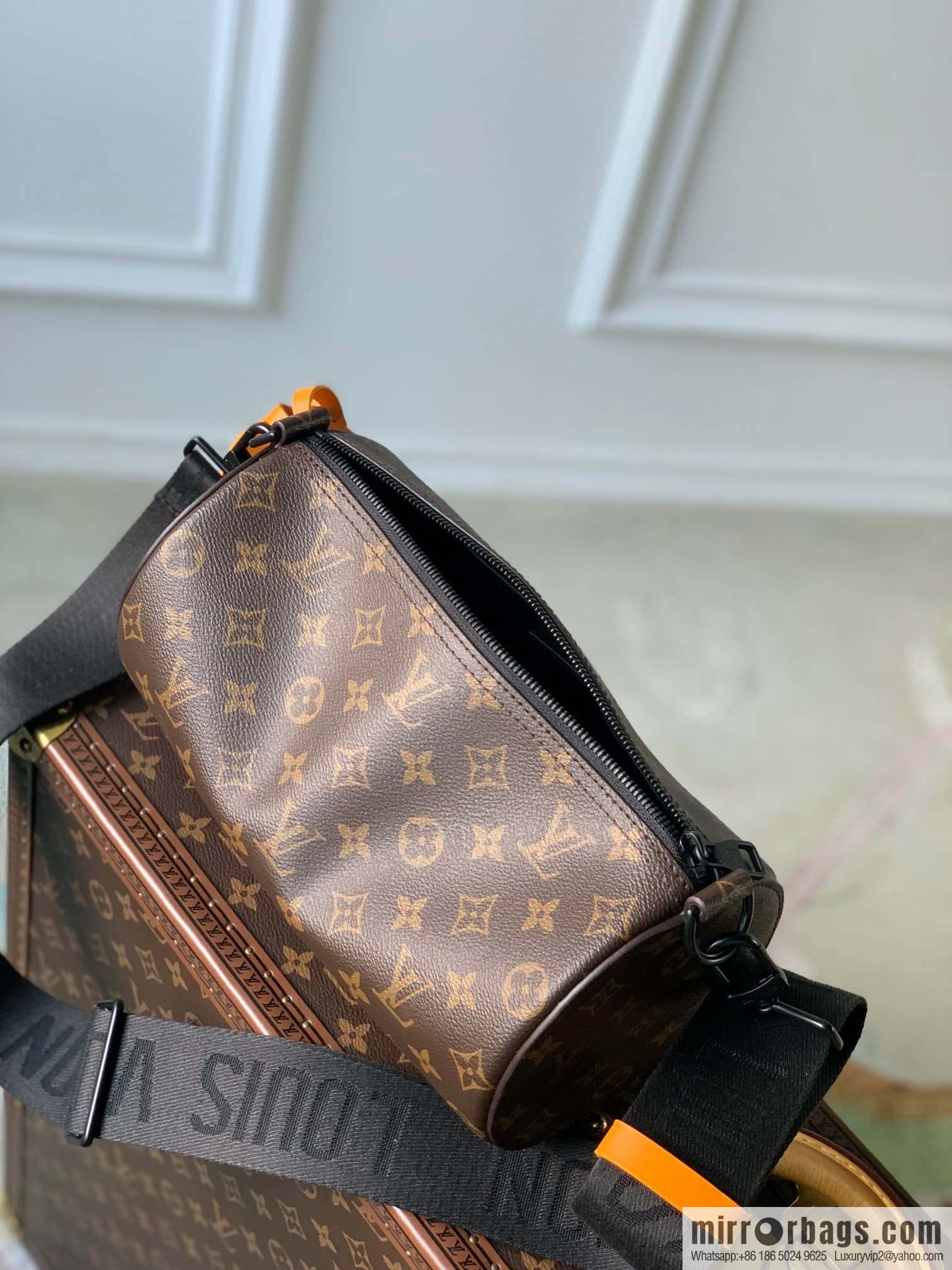 M46691 new SOFT POLOCHON handbag of the season