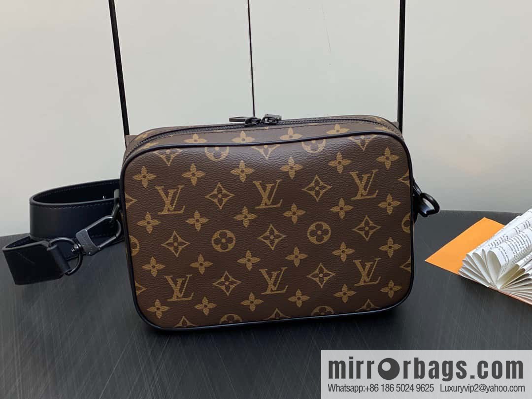 [Original single boutique] M46795 monogram men's bag messenger bag series Steamer messenger bag