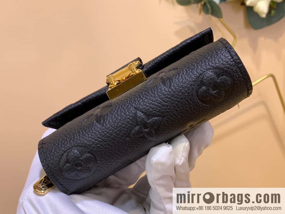 [Metis short wallet - all steel hardware] M80880 black (embossed) M80880 MÉTIS short wallet