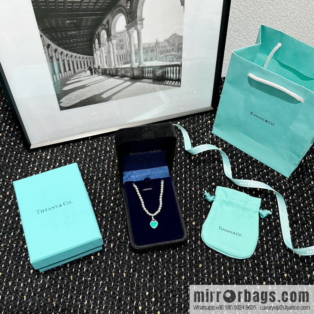 ☀Tiffany & Co. Tiffany Peach Heart Love ❤️ Necklace