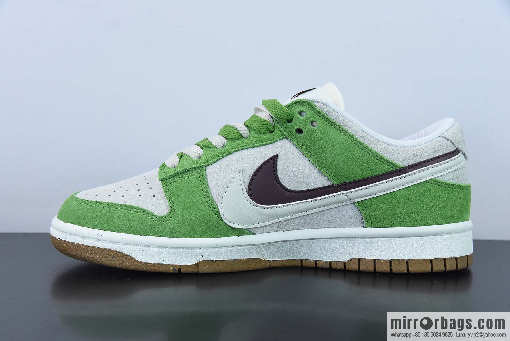 NK Dunk Low SB sail white and green burgundy double hook low-top casual board shoes, item number: DO9457-103