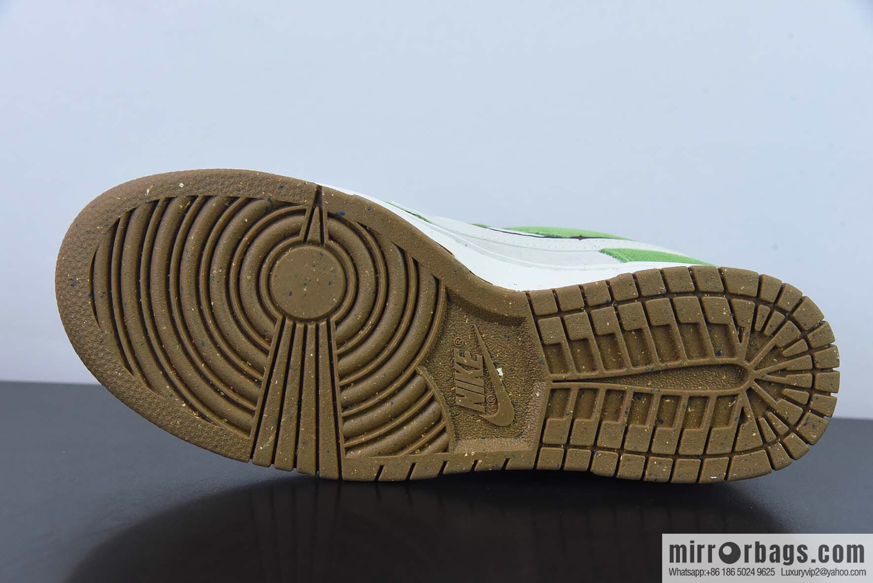 NK Dunk Low SB sail white and green burgundy double hook low-top casual board shoes, item number: DO9457-103