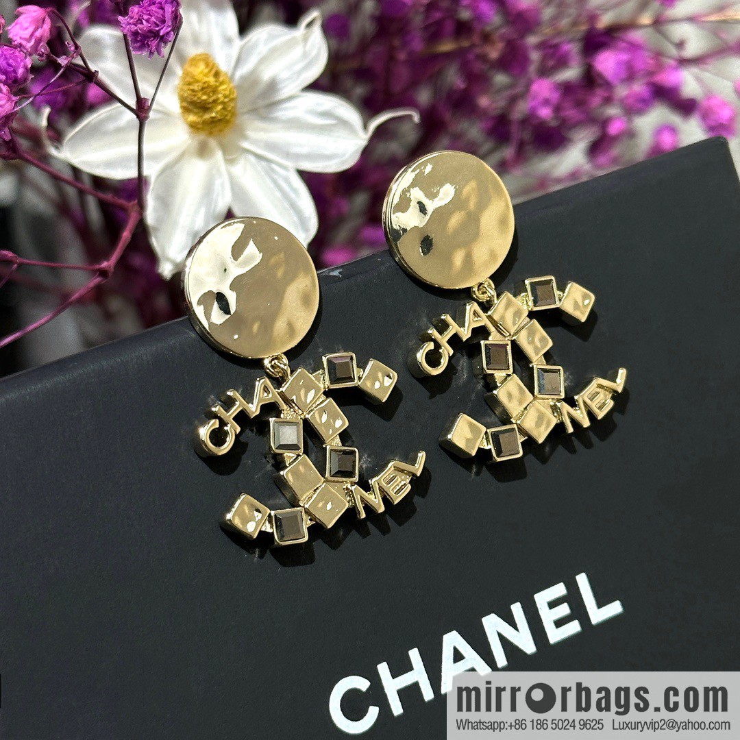 ☀️New ☑️ Chanel C2 double c round stud earrings