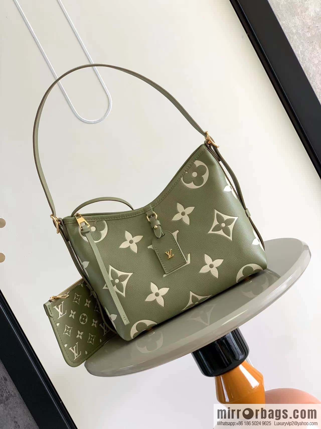 M46288M46203 Pair Edition Details CarryAll Small Handbag