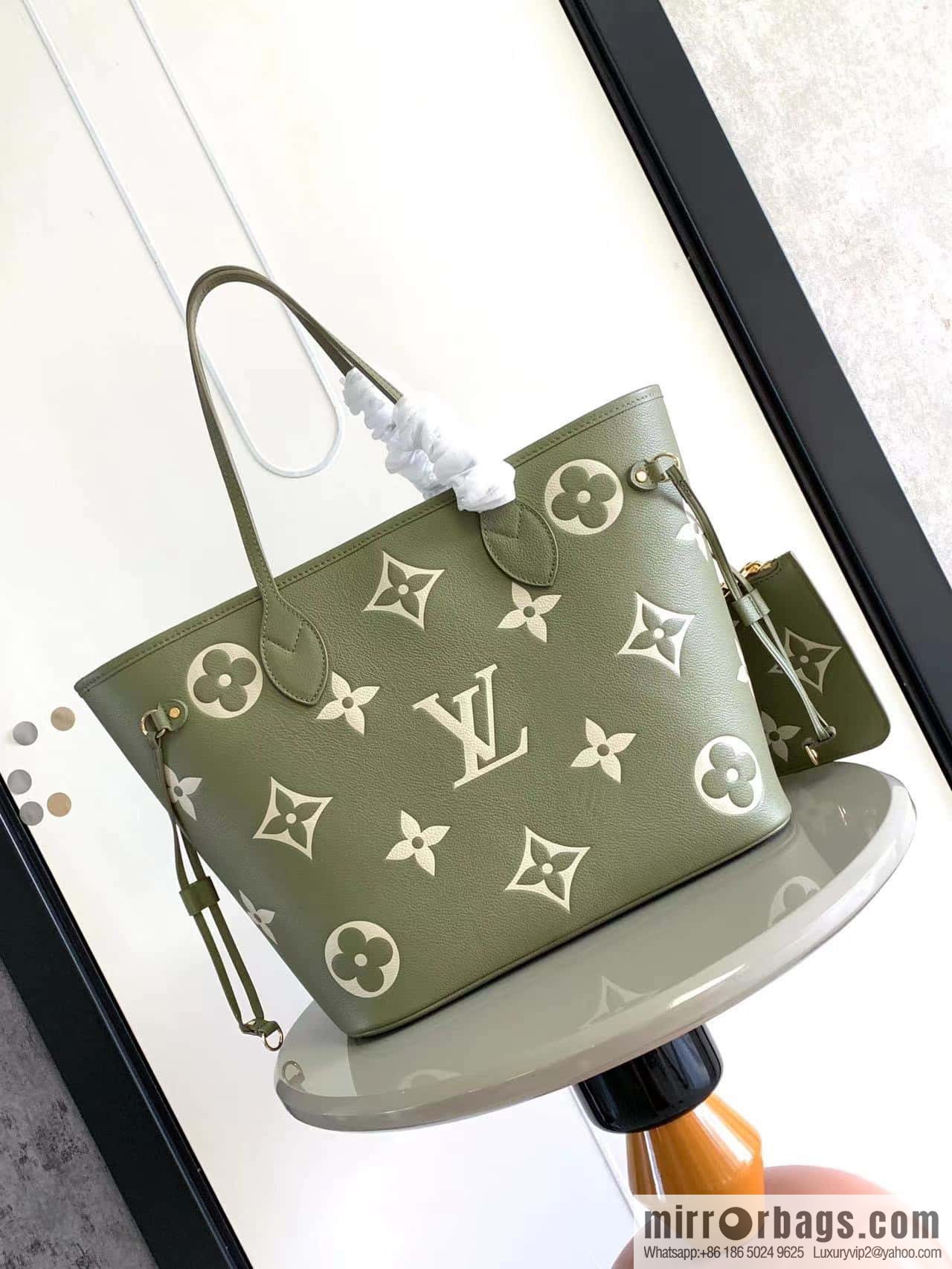 M45686 M45685 Full leather embossed Neverfull medium shopping bag