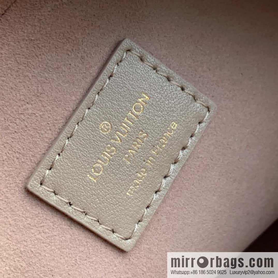Coussin medium handbag M57783 Louis Vuitton LV Coussin PM bag