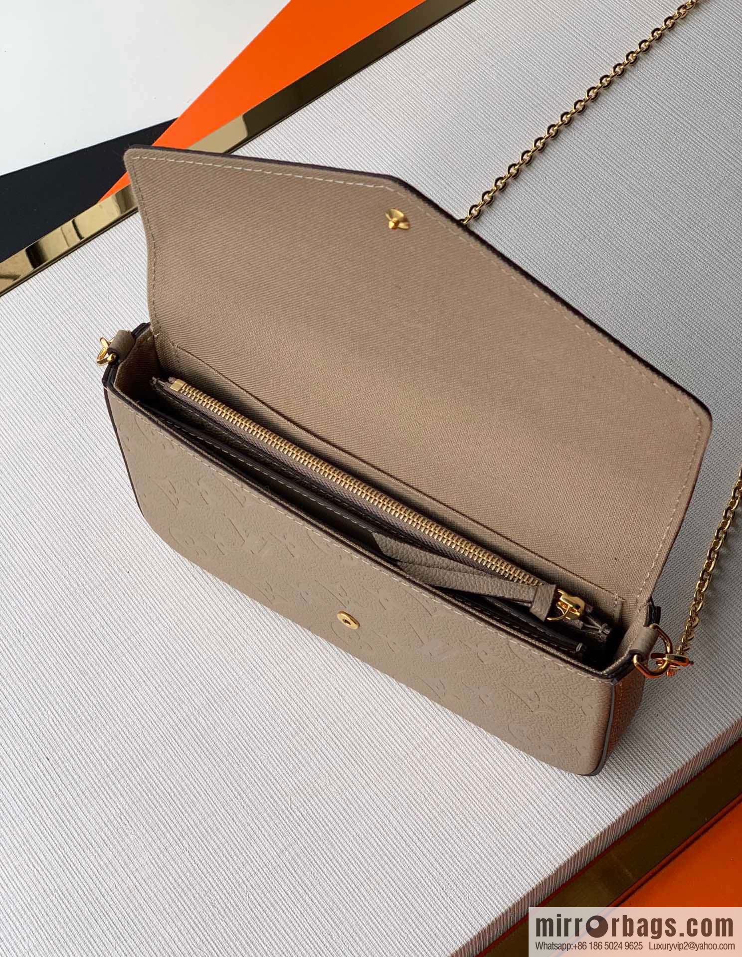 M64065 apricot M82610 POCHETTE FÉLICIE chain bag