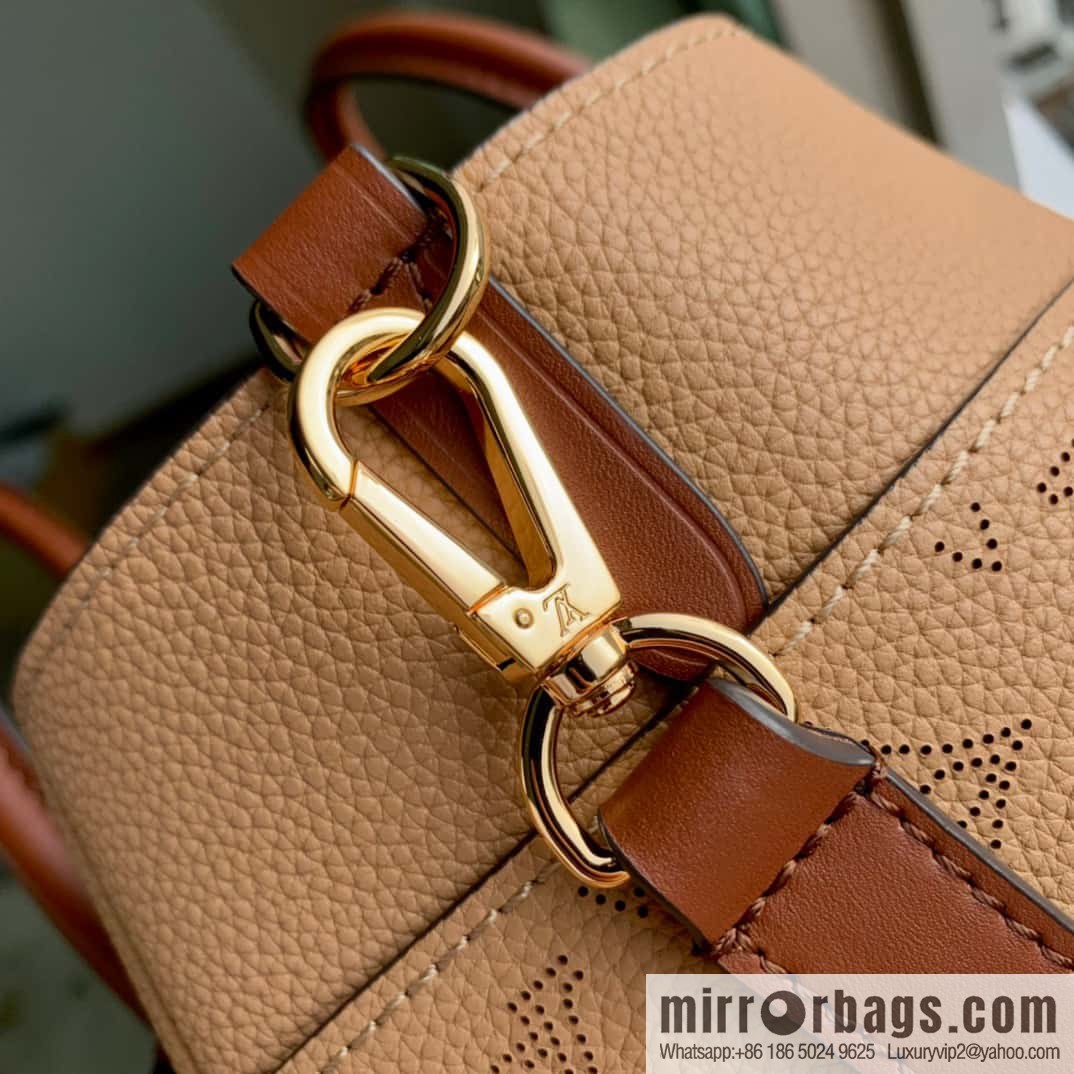 [On My Side Handbag] M53826 M53823 ON MY SIDE Medium Handbag