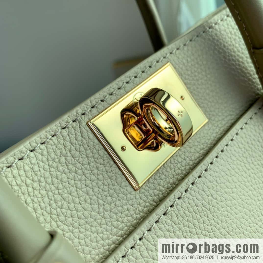 M57729 M57728 ON MY SIDE Small Handbag