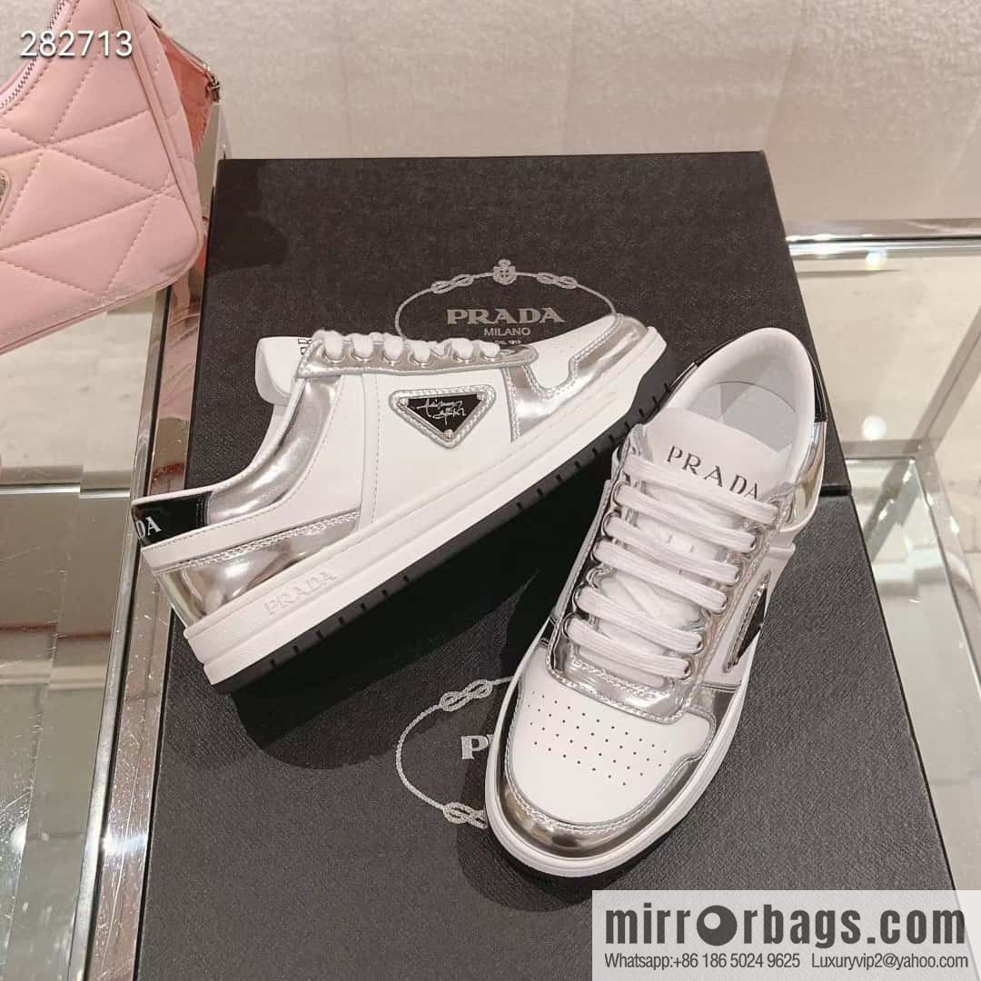 🐰🐰Prada ss23 new arrival~ Prada 2023 | New triangular standard couple men's and women's board shoes