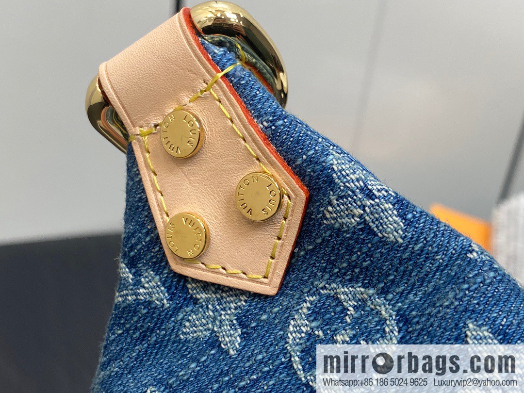 [Original order boutique] M46847 blue denim, denim breast bag fanny pack series, the latest bumbag fanny pack.