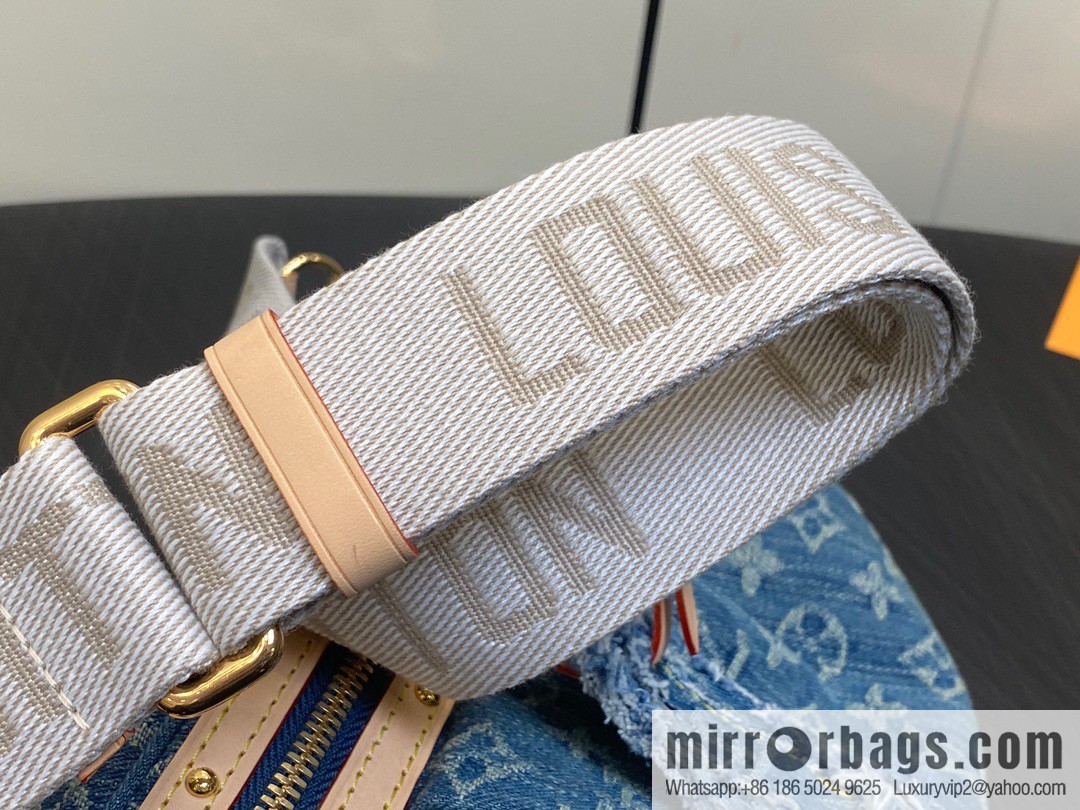 [Original order boutique] M46847 blue denim, denim breast bag fanny pack series, the latest bumbag fanny pack.