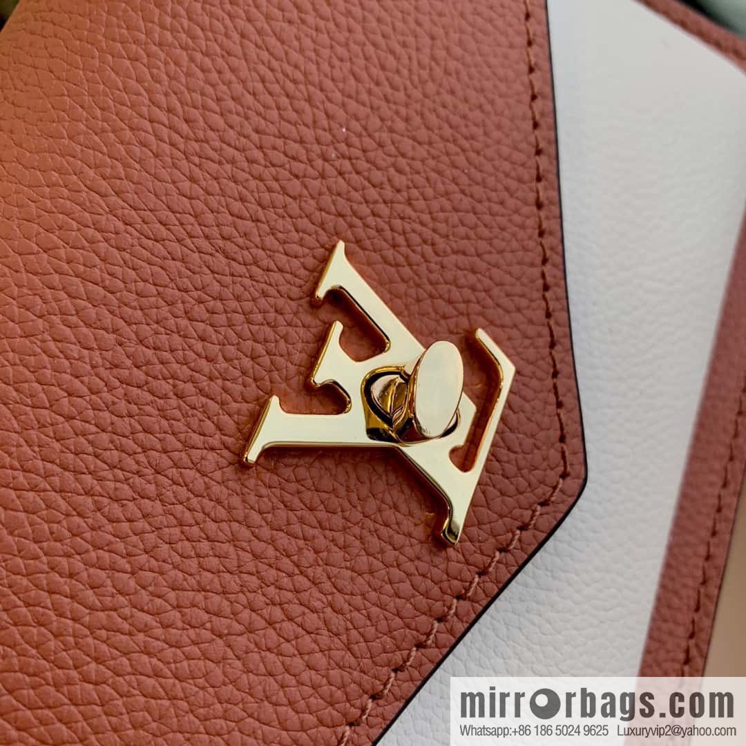 LV M63471MyLockMe chain bag MYLOCKME POCHETTE chain bag