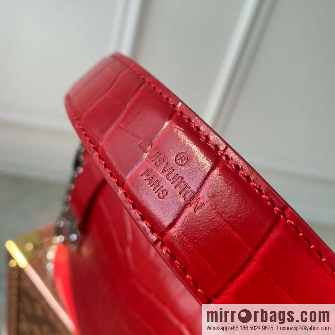 M21477 red alligator pattern M46358 full leather box bag series M21741 SIDE TRUNK handbag
