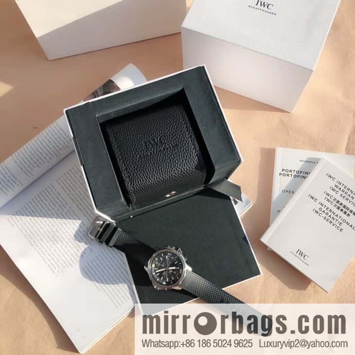 IWC's six-hand marine timepiece series is equipped with a Swiss imported Eta-7750 movement watch