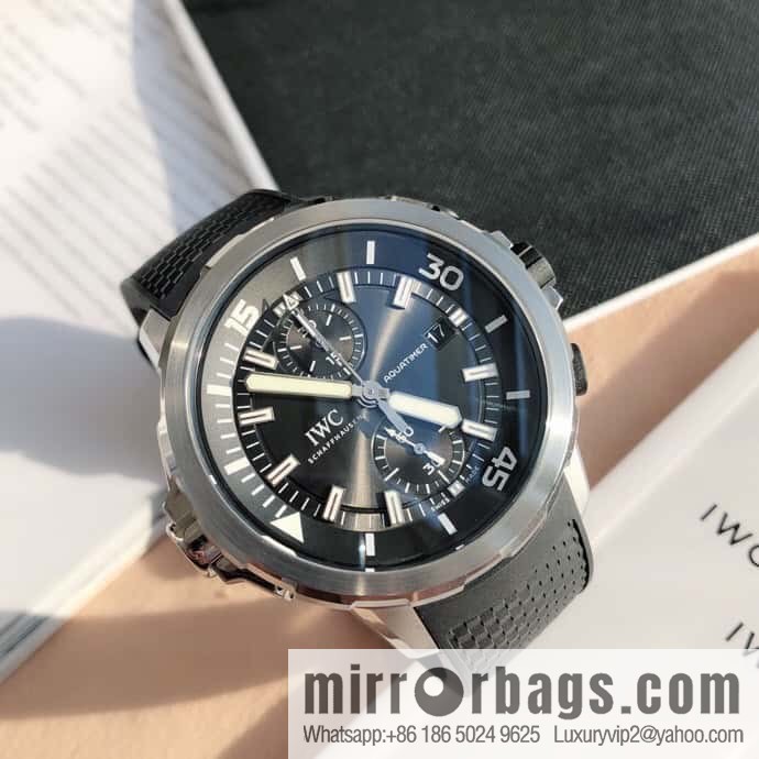 IWC's six-hand marine timepiece series is equipped with a Swiss imported Eta-7750 movement watch