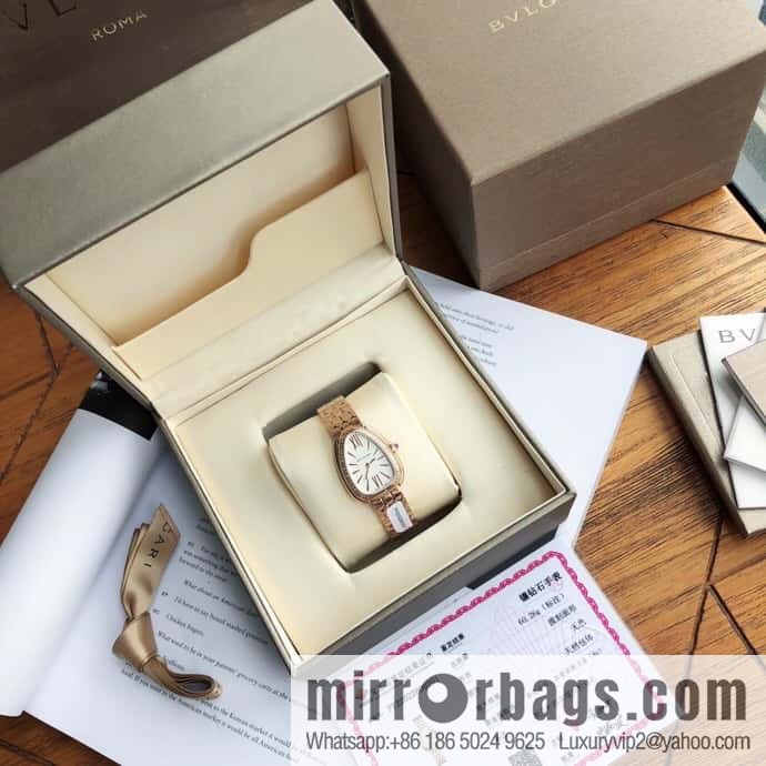 Bvlgari ladies watch, the latest diamond-encrusted Serpenti seduttori snake shadow watch