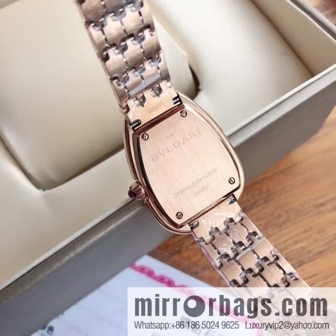 Bvlgari ladies watch, the latest diamond-encrusted Serpenti seduttori snake shadow watch