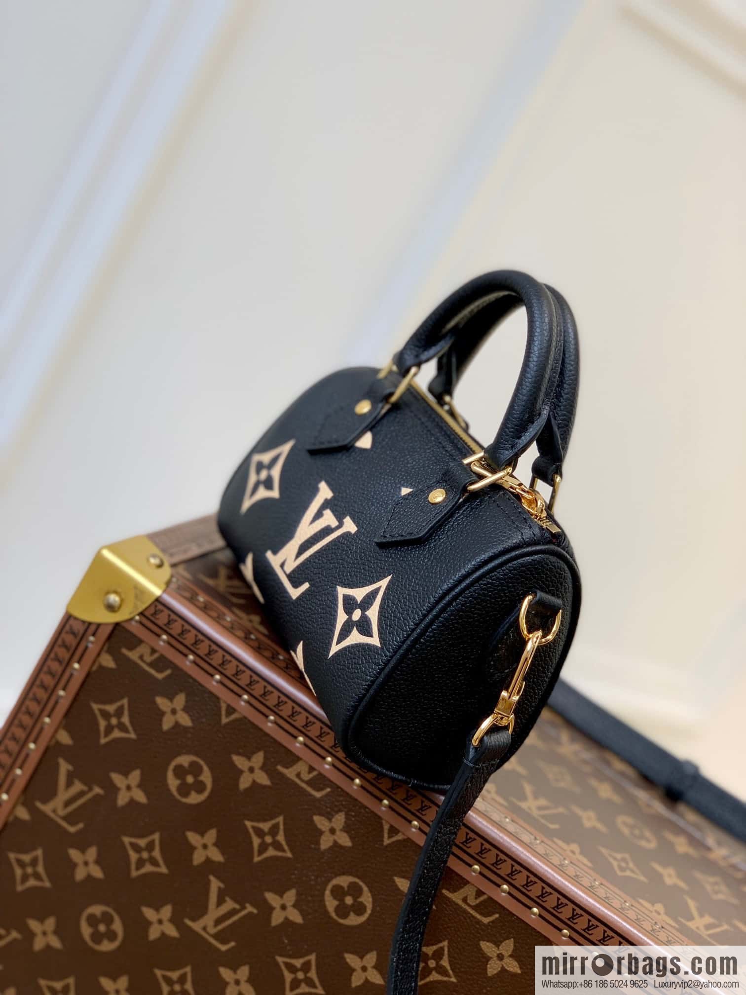 M81456 NANO SPEEDY handbag M81457 (embossed silk screen) Nano Speedy handbag