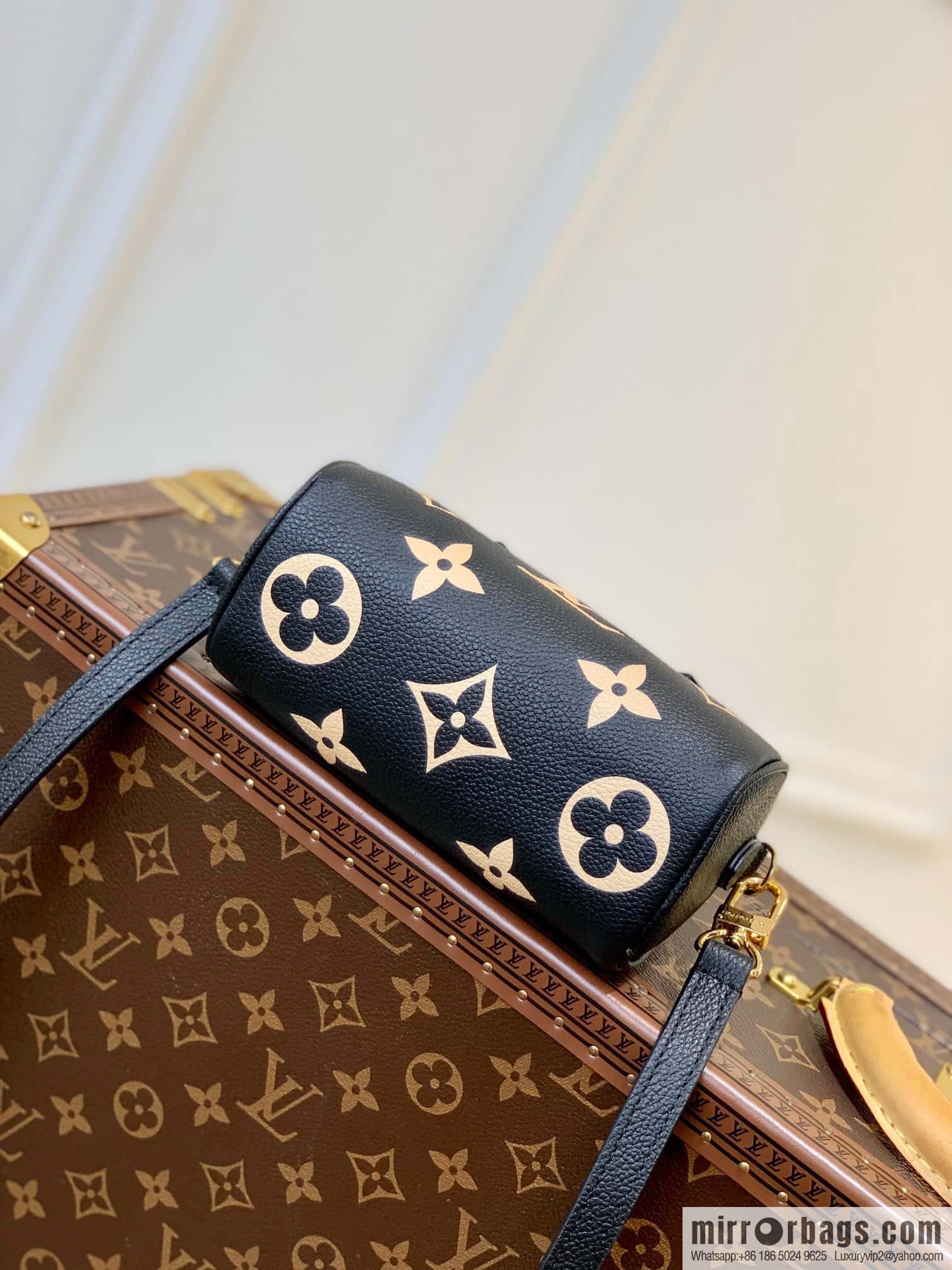 M81456 NANO SPEEDY handbag M81457 (embossed silk screen) Nano Speedy handbag