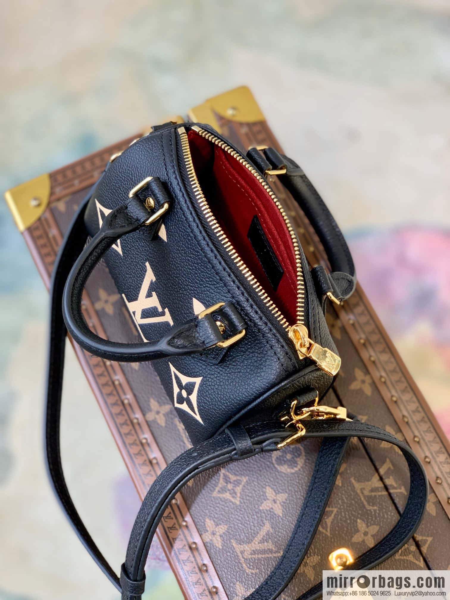 M81456 NANO SPEEDY handbag M81457 (embossed silk screen) Nano Speedy handbag