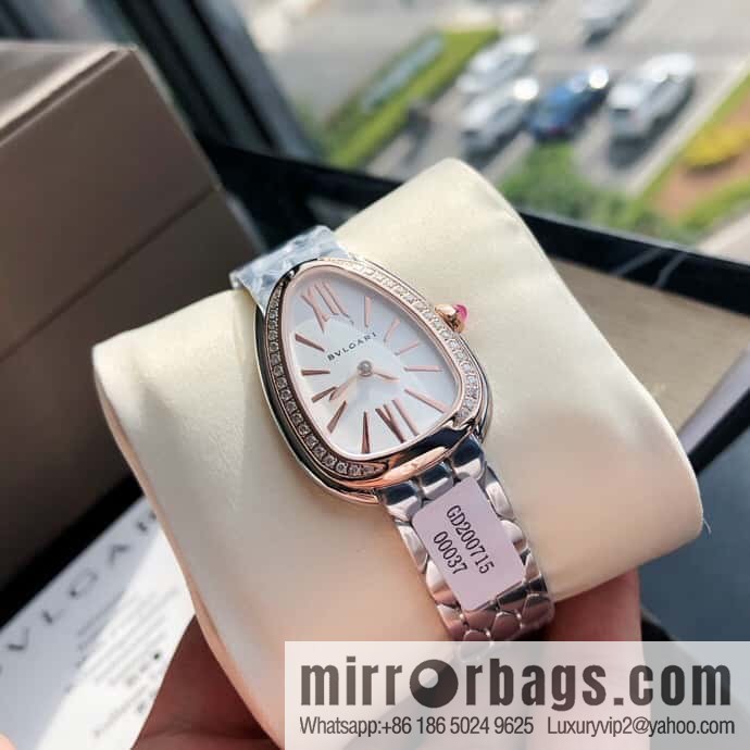 Bvlgari ladies watch, the latest diamond-encrusted Serpenti seduttori snake shadow watch