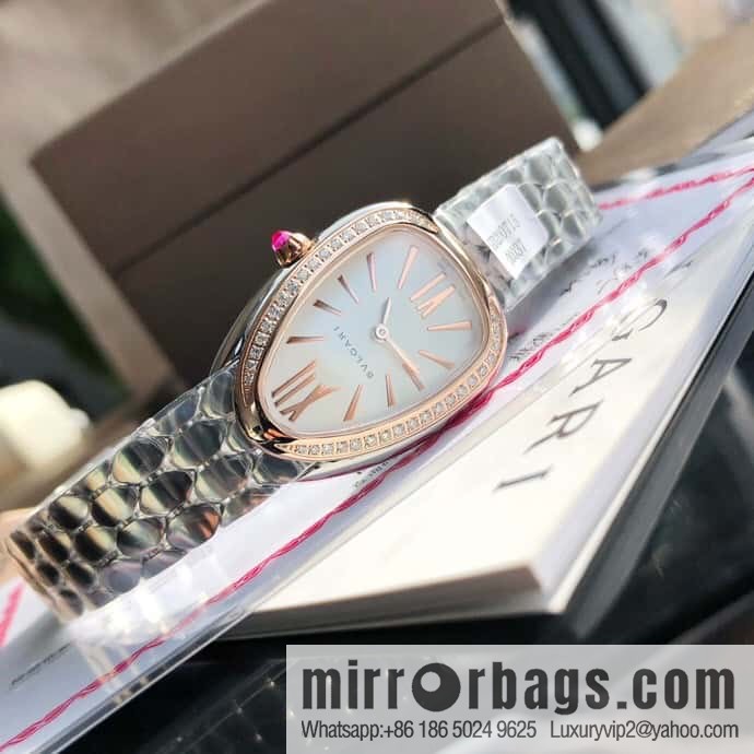 Bvlgari ladies watch, the latest diamond-encrusted Serpenti seduttori snake shadow watch