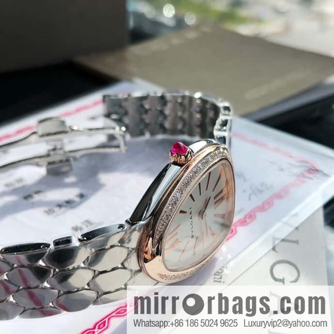 Bvlgari ladies watch, the latest diamond-encrusted Serpenti seduttori snake shadow watch