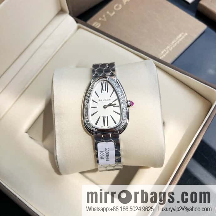 Bvlgari ladies watch, the latest diamond-encrusted Serpenti seduttori snake shadow watch