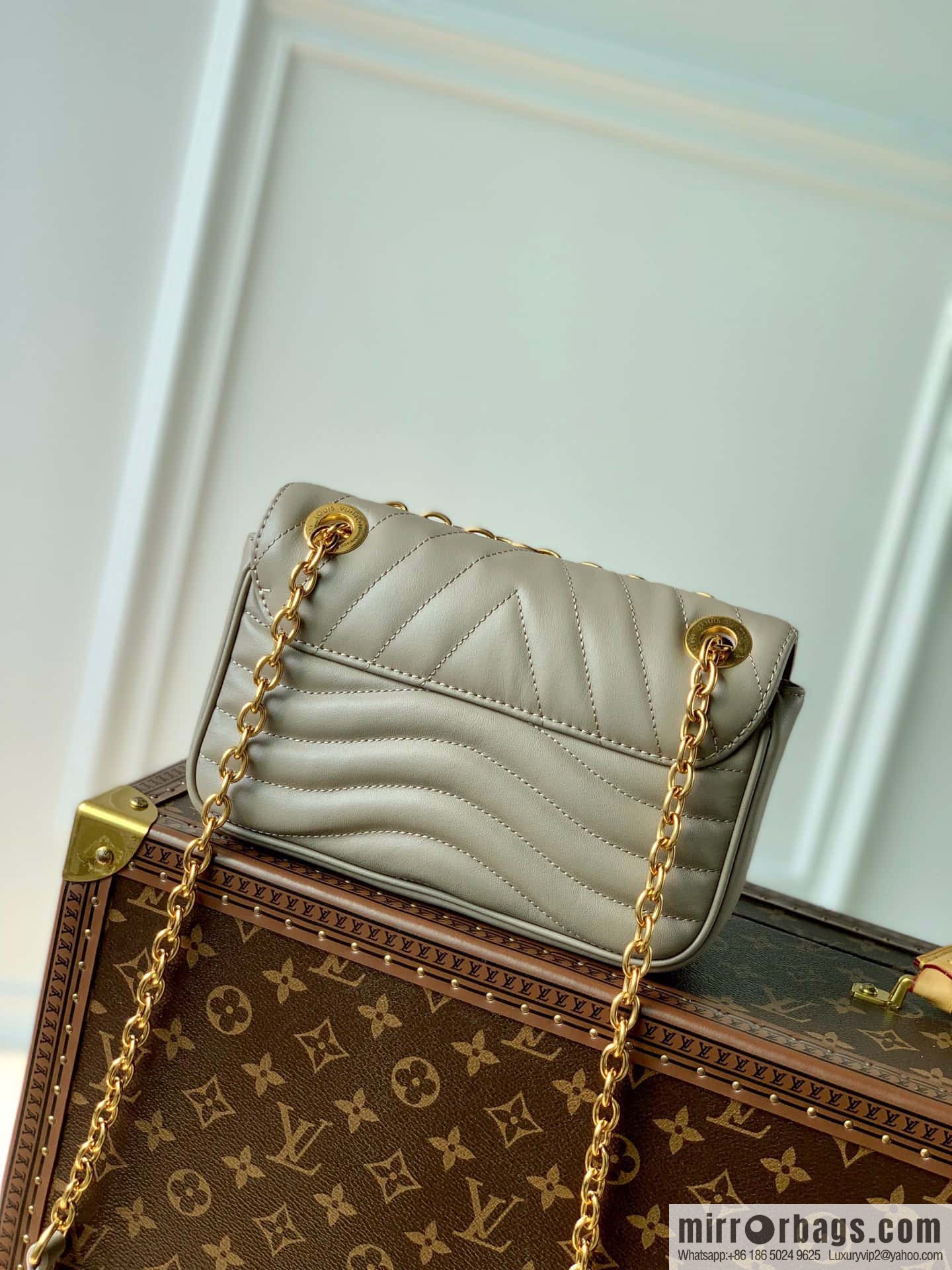 20838New Wave small chain bag M56461 NEW WAVE MULTI-POCHETTE