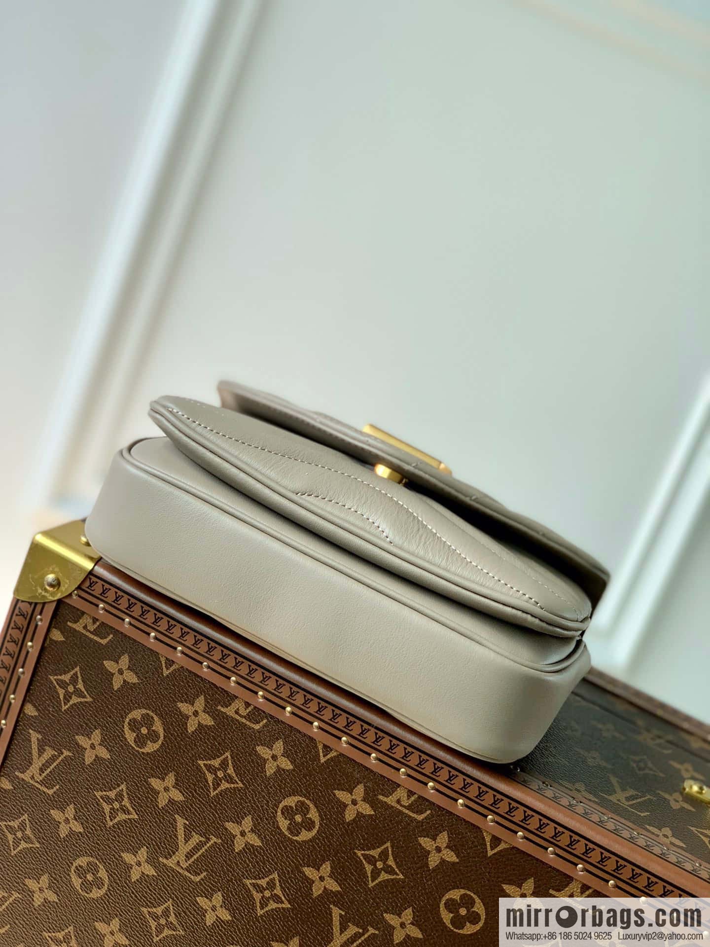 20838New Wave small chain bag M56461 NEW WAVE MULTI-POCHETTE