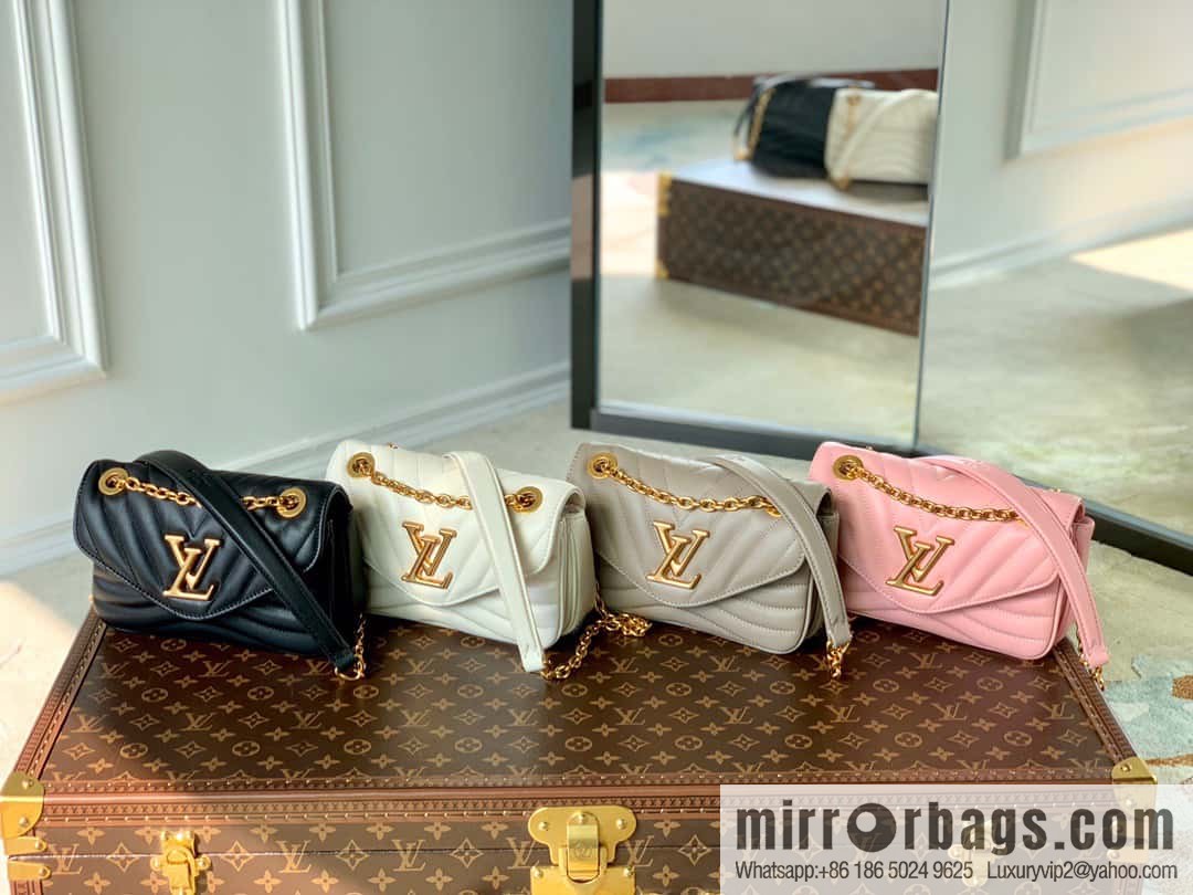 20686 New Wave small chain bag M56461 NEW WAVE MULTI-POCHETTE handbag