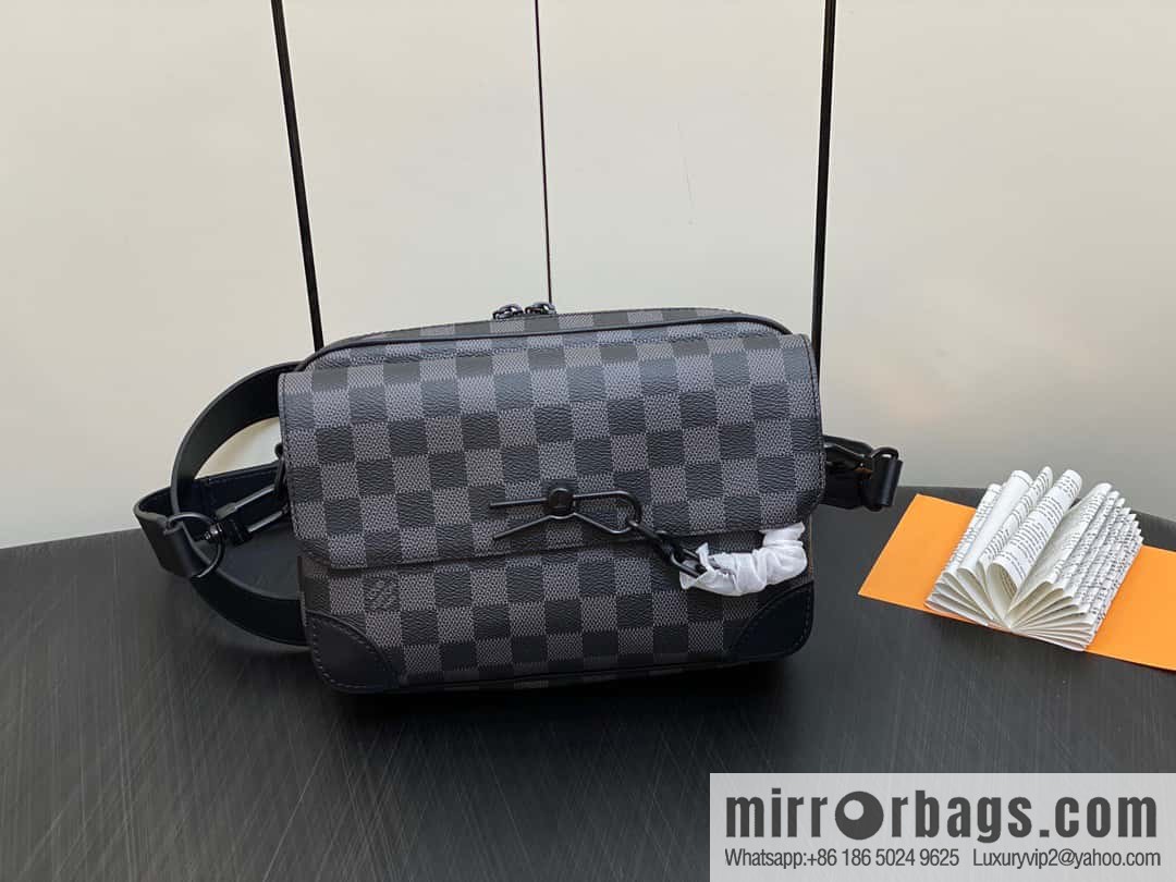 [Original order boutique] M46795 Haige, men's bag messenger bag series Steamer messenger bag