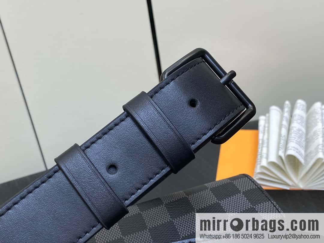 [Original order boutique] M46795 Haige, men's bag messenger bag series Steamer messenger bag