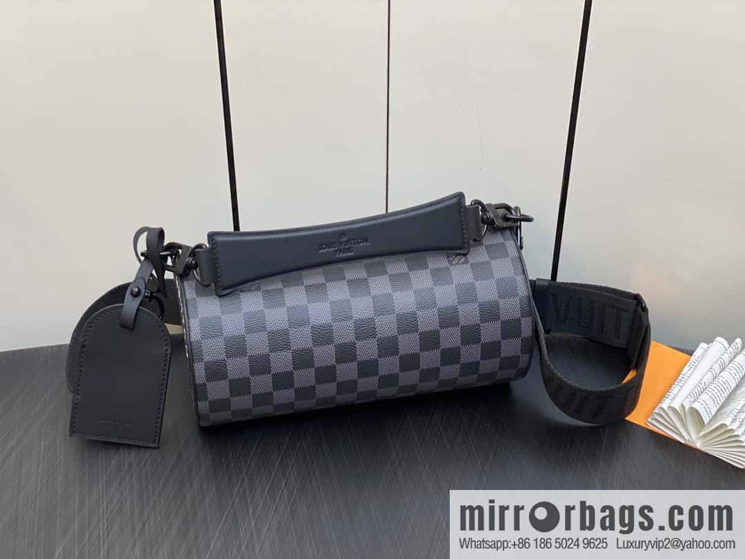 [Original order boutique] M46796 Haige, cylinder bag men's bag series, this Soft Polochon small handbag.