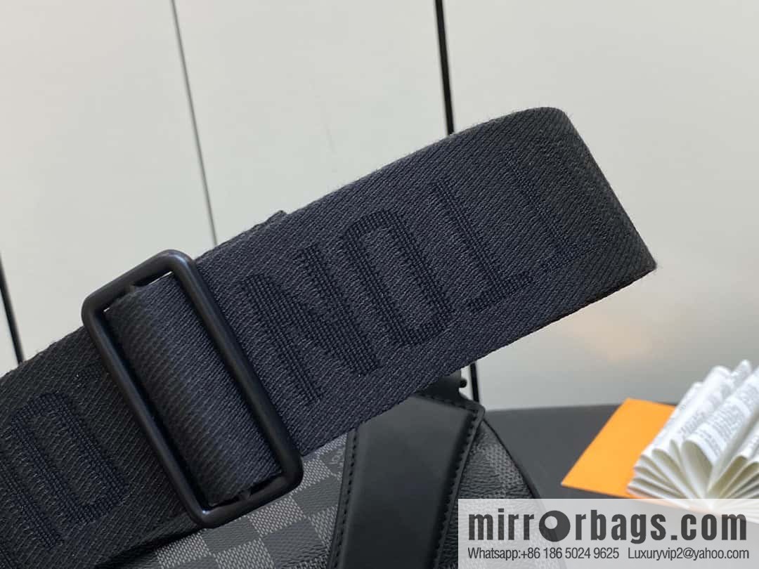[Original order boutique] M46796 Haige, cylinder bag men's bag series, this Soft Polochon small handbag.