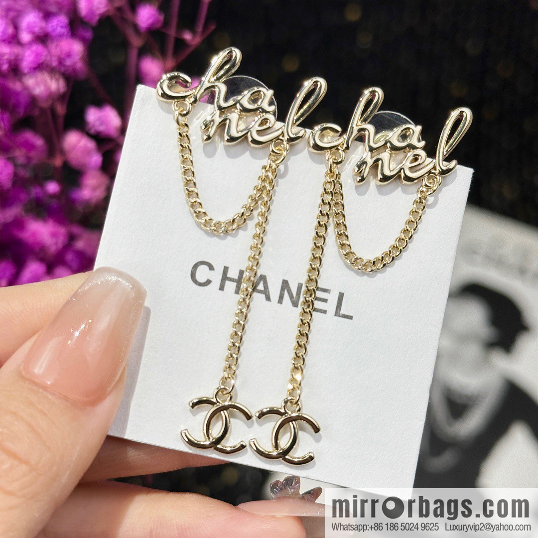 ☀️New ☑️ Chanel double c fringed Chanel letter stud earrings ☀️