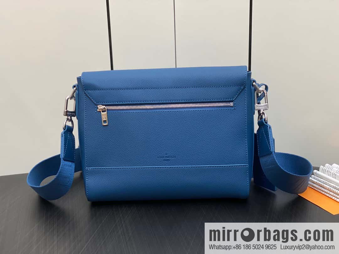 [Original order boutique] M22505 dark blue M21363 full leather men's bag messenger bag series Takeoff messenger bag