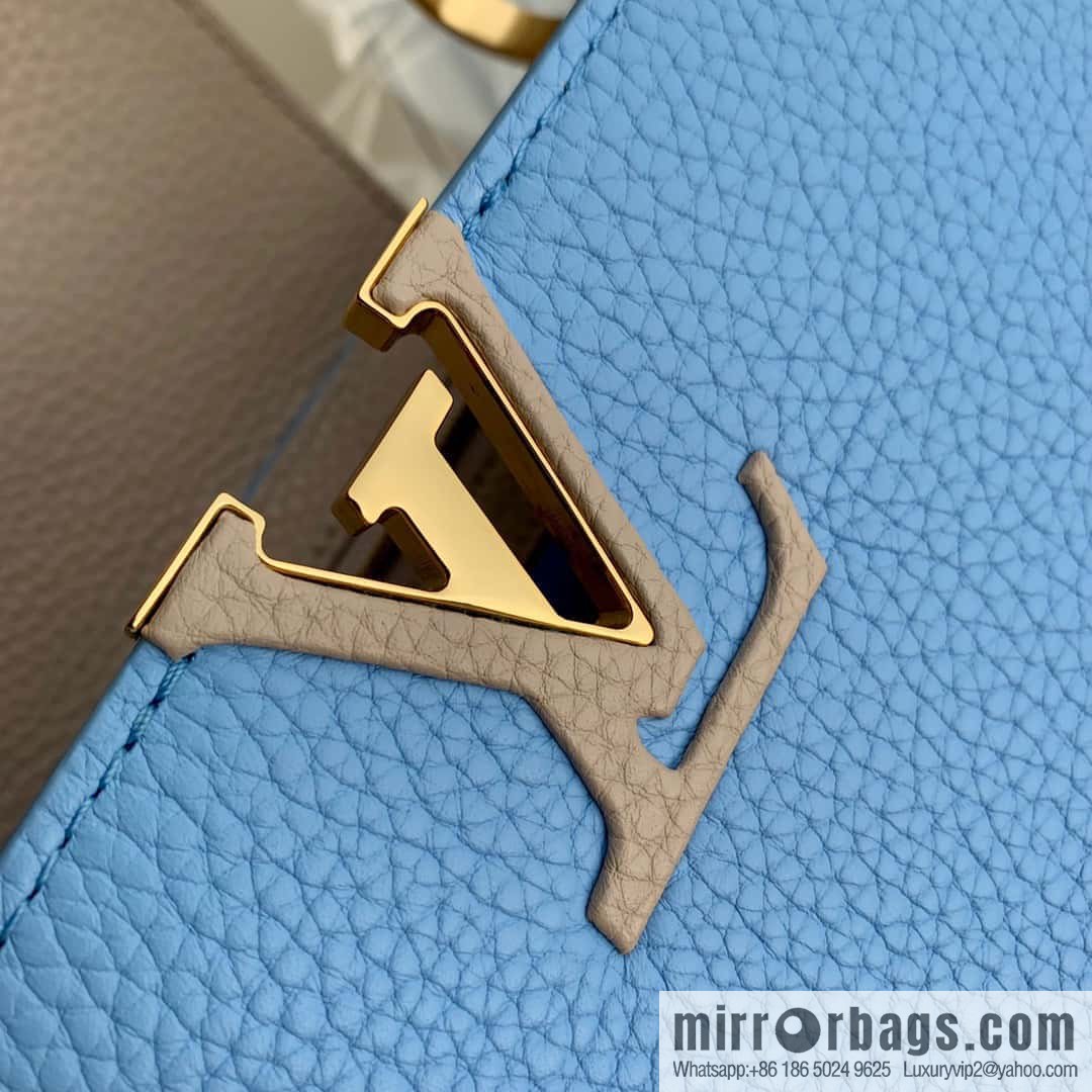 M21887 Capucines BB handbag