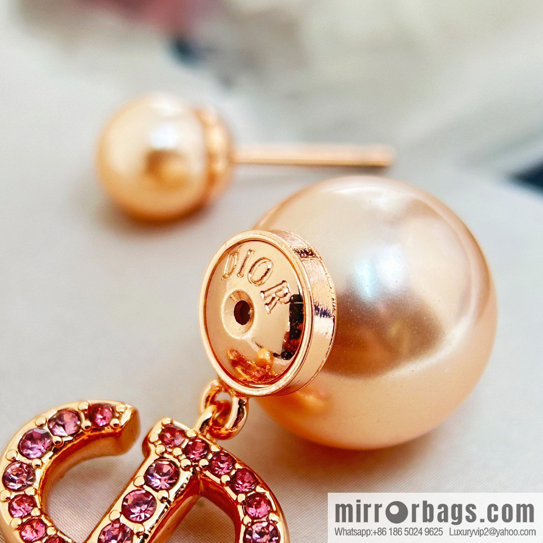 New ☑️ DIOR Dior rose gold CD pink diamond size pearl stud earrings