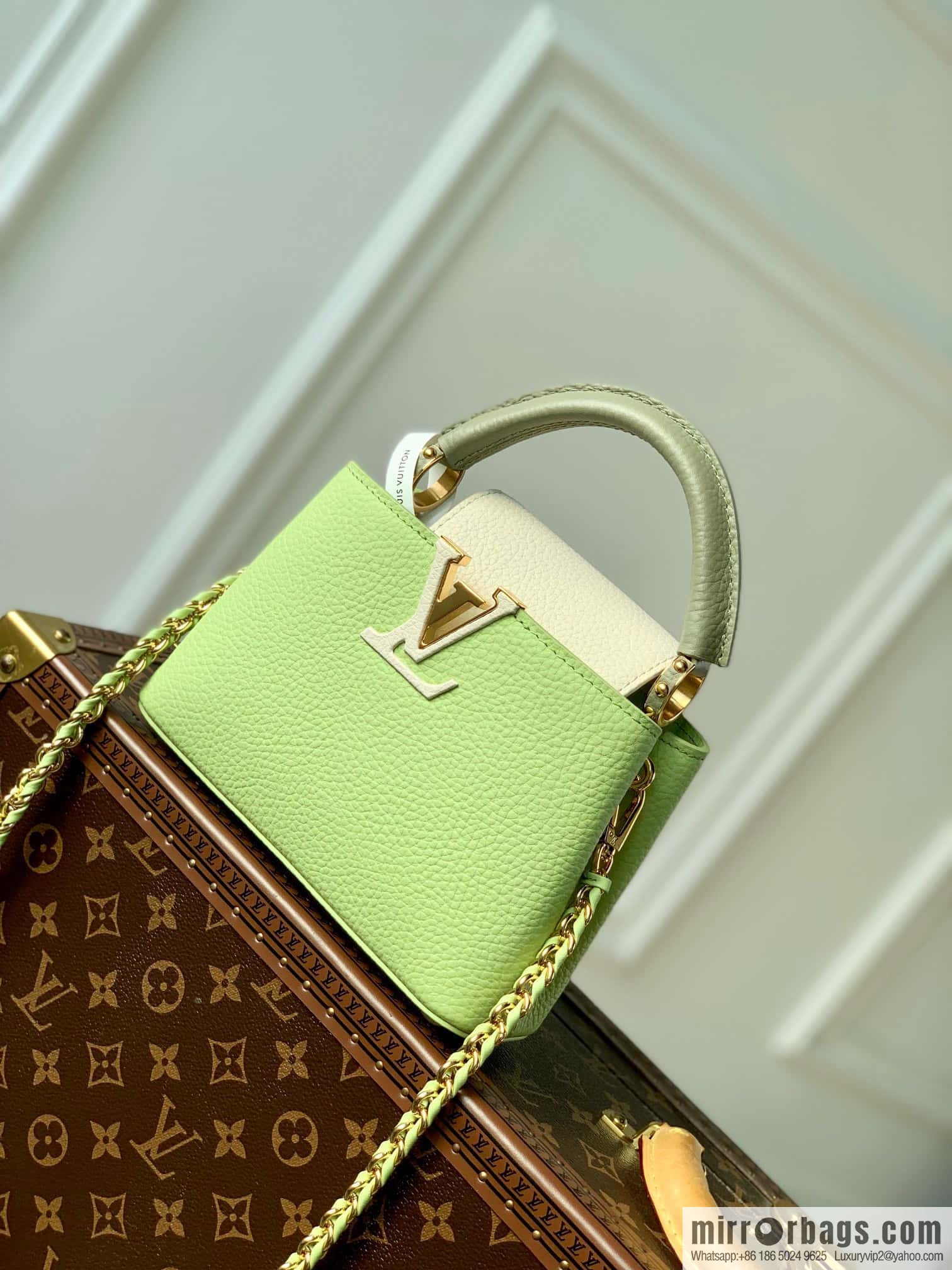M21689 green with white M22055 CAPUCINES BB handbag