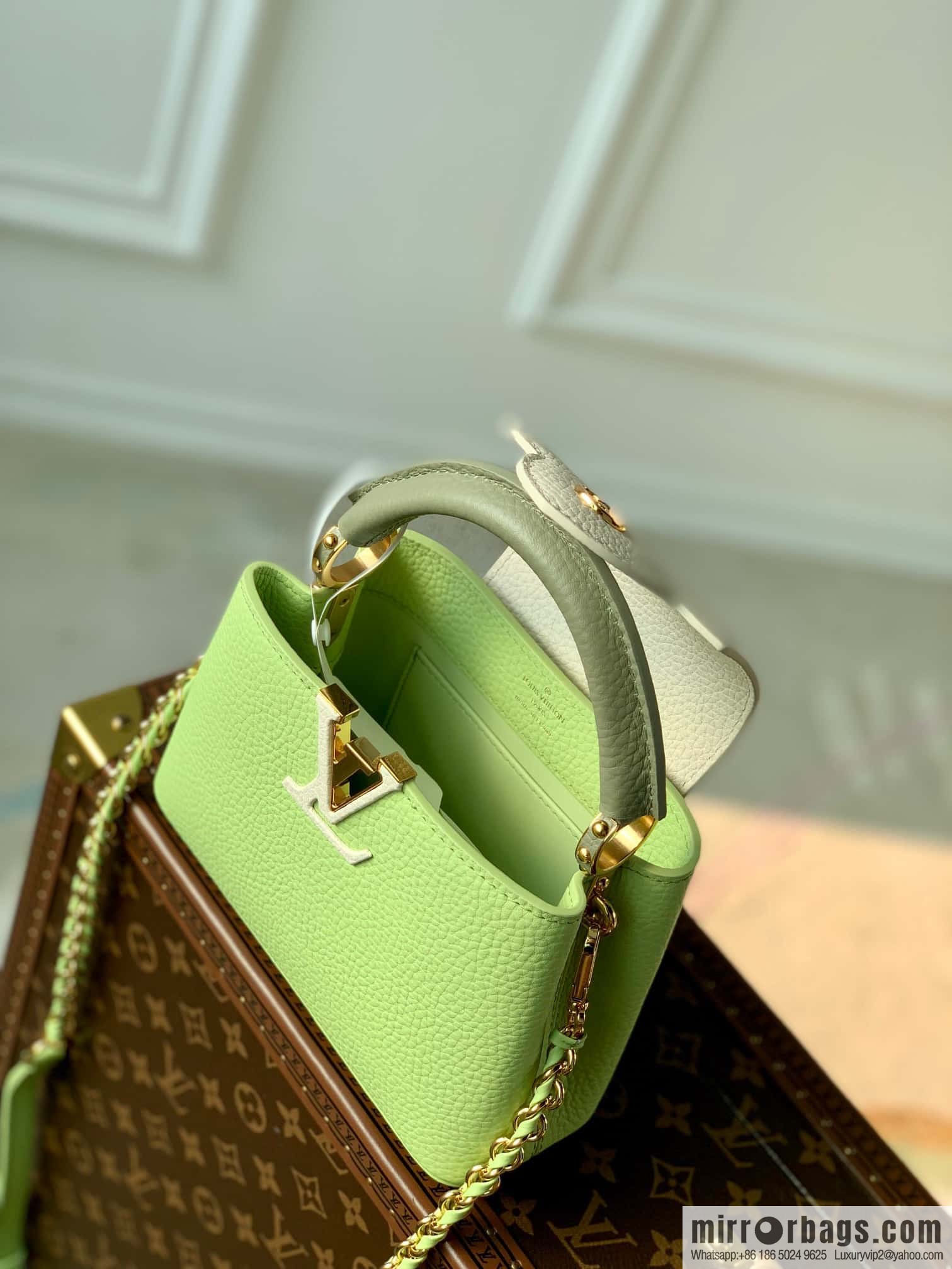 M21689 green with white M22055 CAPUCINES BB handbag