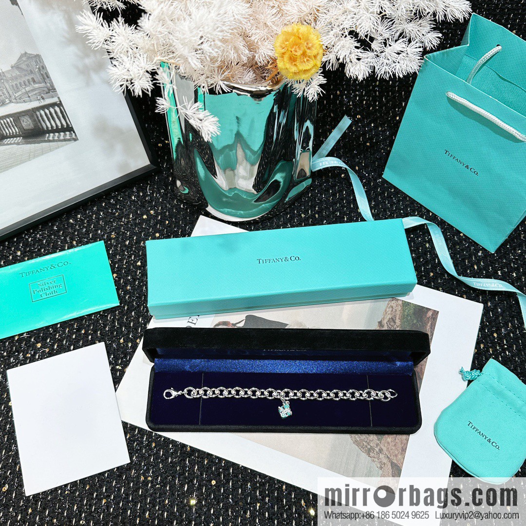 ☀Tiffany & Co. Tiffany LOVE Collection Blue Gift Box Bracelet