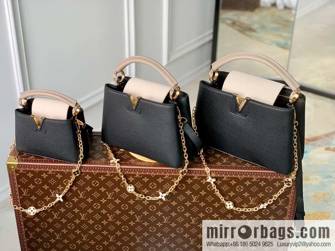 [Exclusive real shot M20708 black/small] Capucines BB handbag