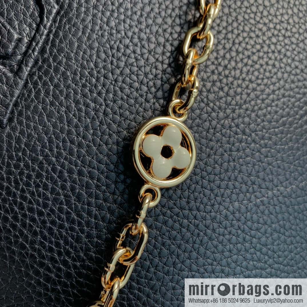 M20708 CAPUCINES medium handbag