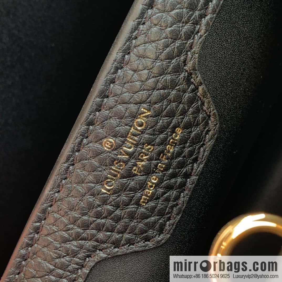 M20708 CAPUCINES medium handbag