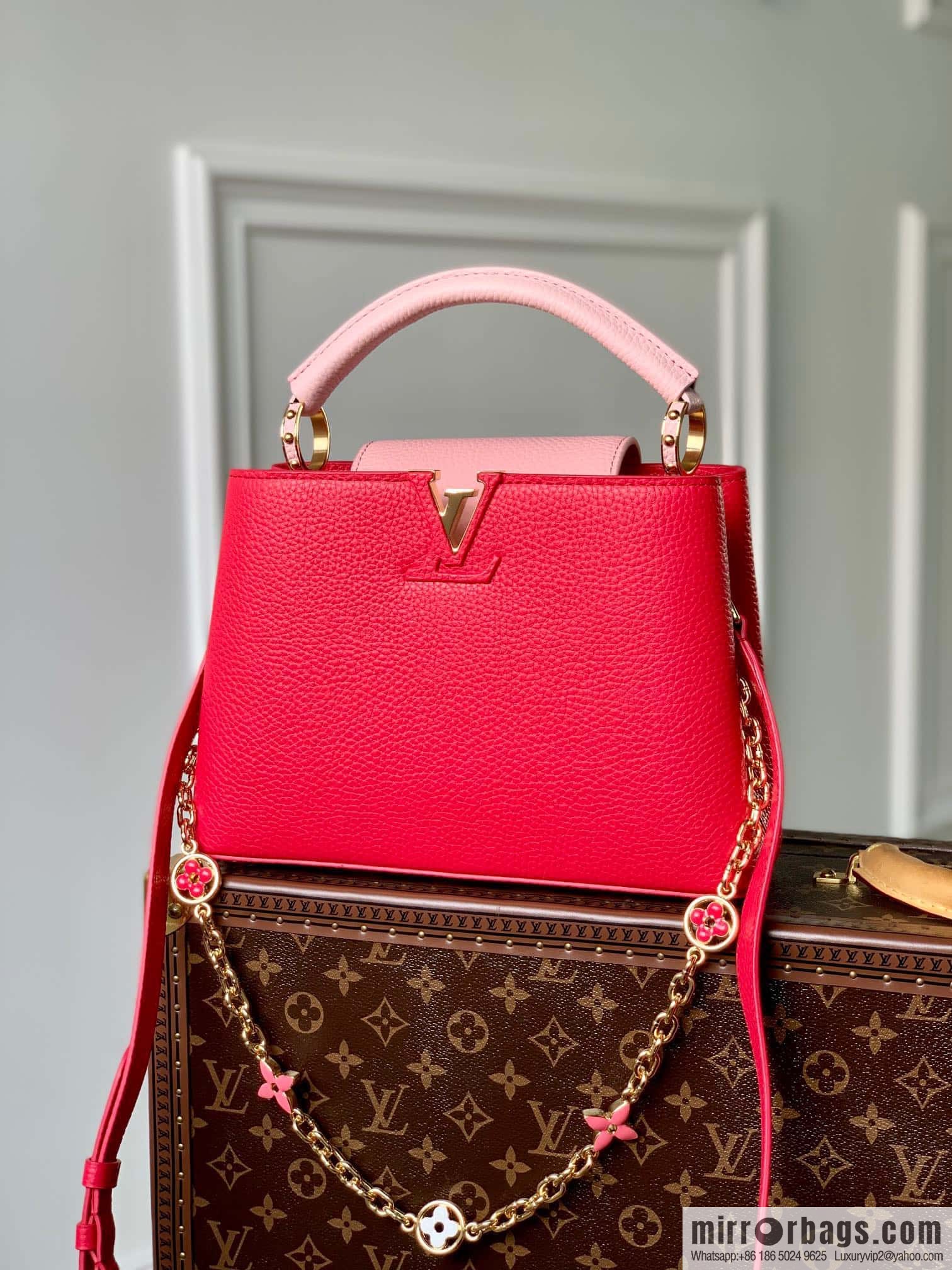 [Exclusive real shot M20845 rose/small] Capucines BB handbag