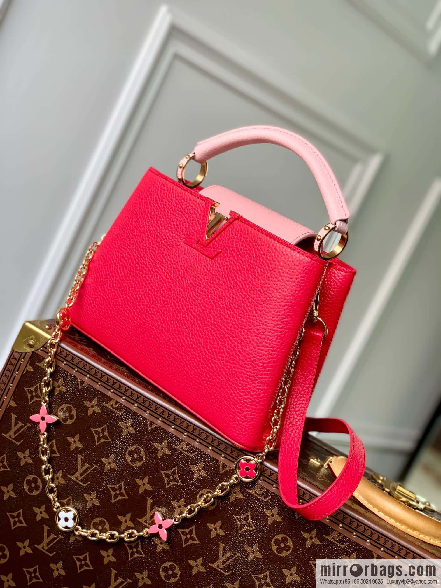 [Exclusive real shot M20845 rose/small] Capucines BB handbag